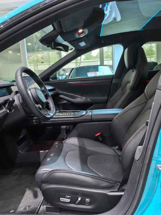 2024 MI SU7 BEV 101KWH,autocango,china used car exporter,china ev exporter,chinese used car exporter,chinese used ev exporter