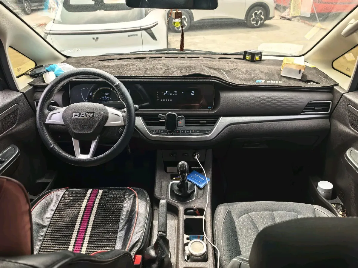 2024 BAW RuiSheng Trump M7 1.6L 124HP L4 5MT,autocango,china used car exporter,china ev exporter,chinese used car exporter,chinese used ev exporter