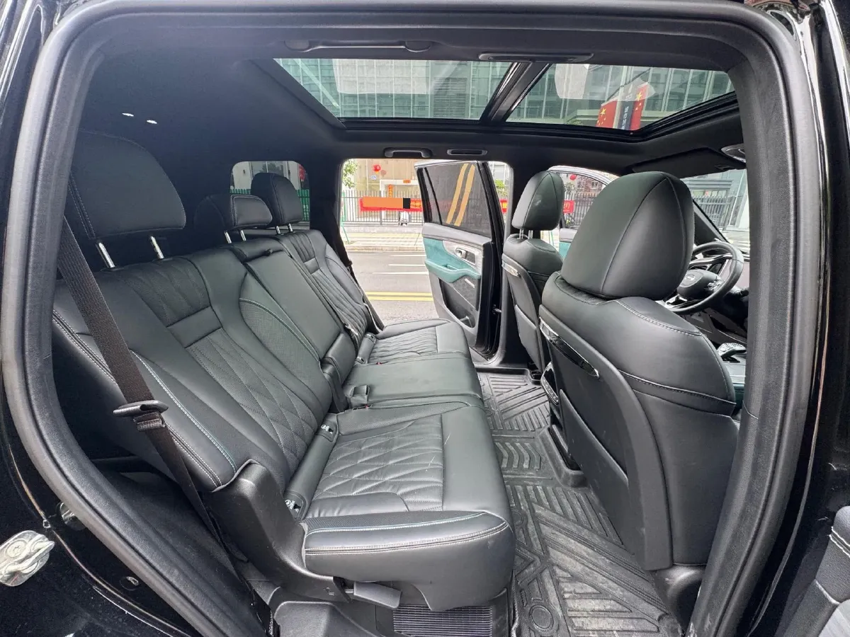 2022 GAC Trumpchi GS8 2.0T 190HP L4 E-CVT Hybrid,autocango,china used car exporter,china ev exporter,chinese used car exporter,chinese used ev exporter