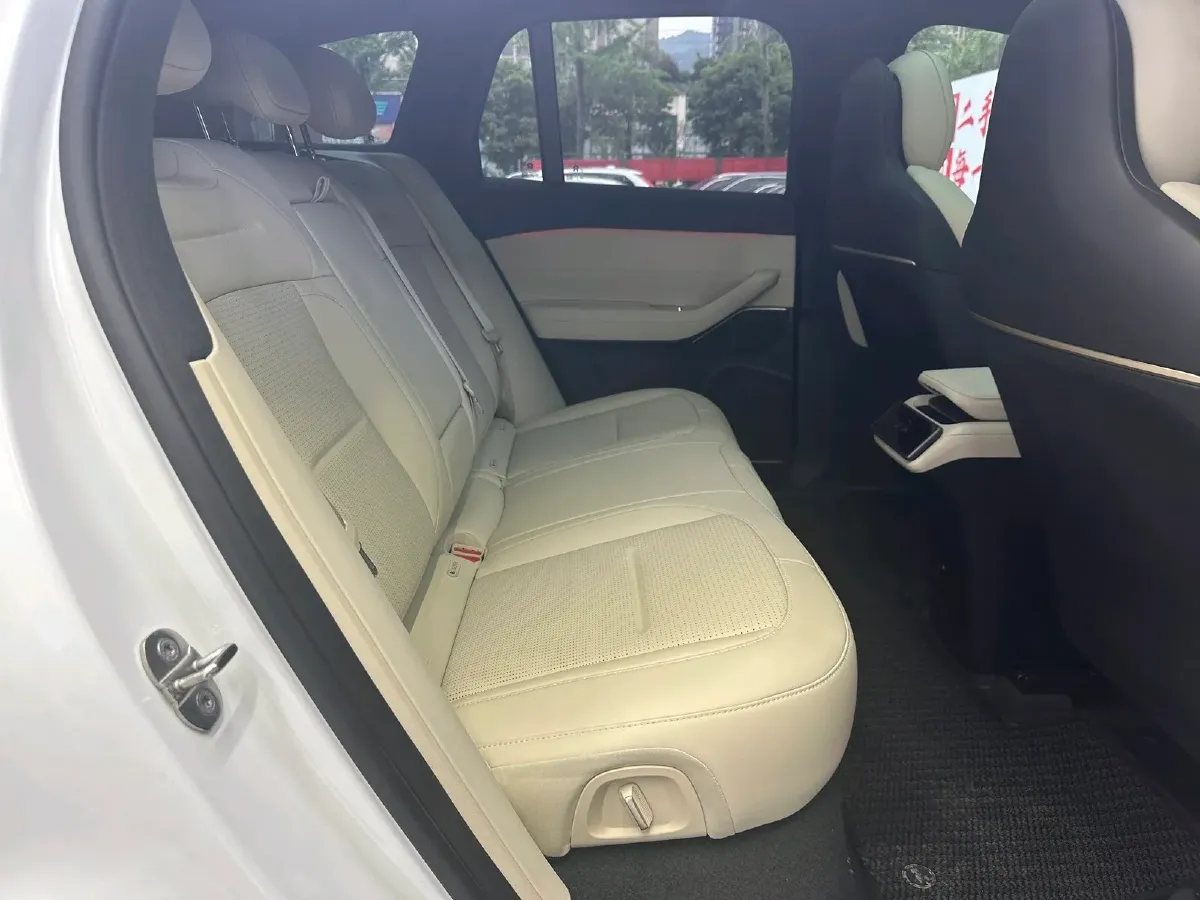 2024 NIO ES6 BEV 75KWH,autocango,china used car exporter,china ev exporter,chinese used car exporter,chinese used ev exporter