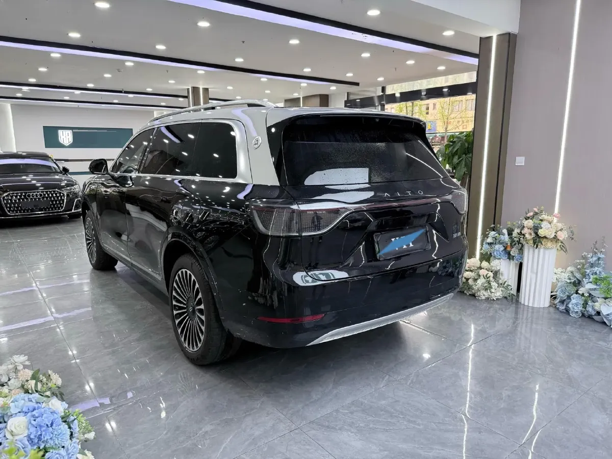 2024 AITO AITO M9 1.5T 152HP L4 REEV 52KWH,autocango,china used car exporter,china ev exporter,chinese used car exporter,chinese used ev exporter