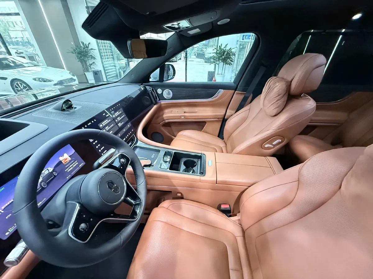 2024 AITO AITO M9 1.5T 152HP L4 REEV 52KWH,autocango,china used car exporter,china ev exporter,chinese used car exporter,chinese used ev exporter