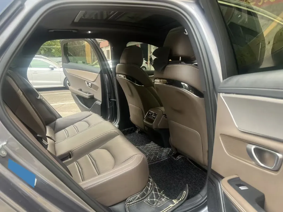 2020 WEY VV7 2.0T 227HP L4 7DCT PHEV,autocango,china used car exporter,china ev exporter,chinese used car exporter,chinese used ev exporter