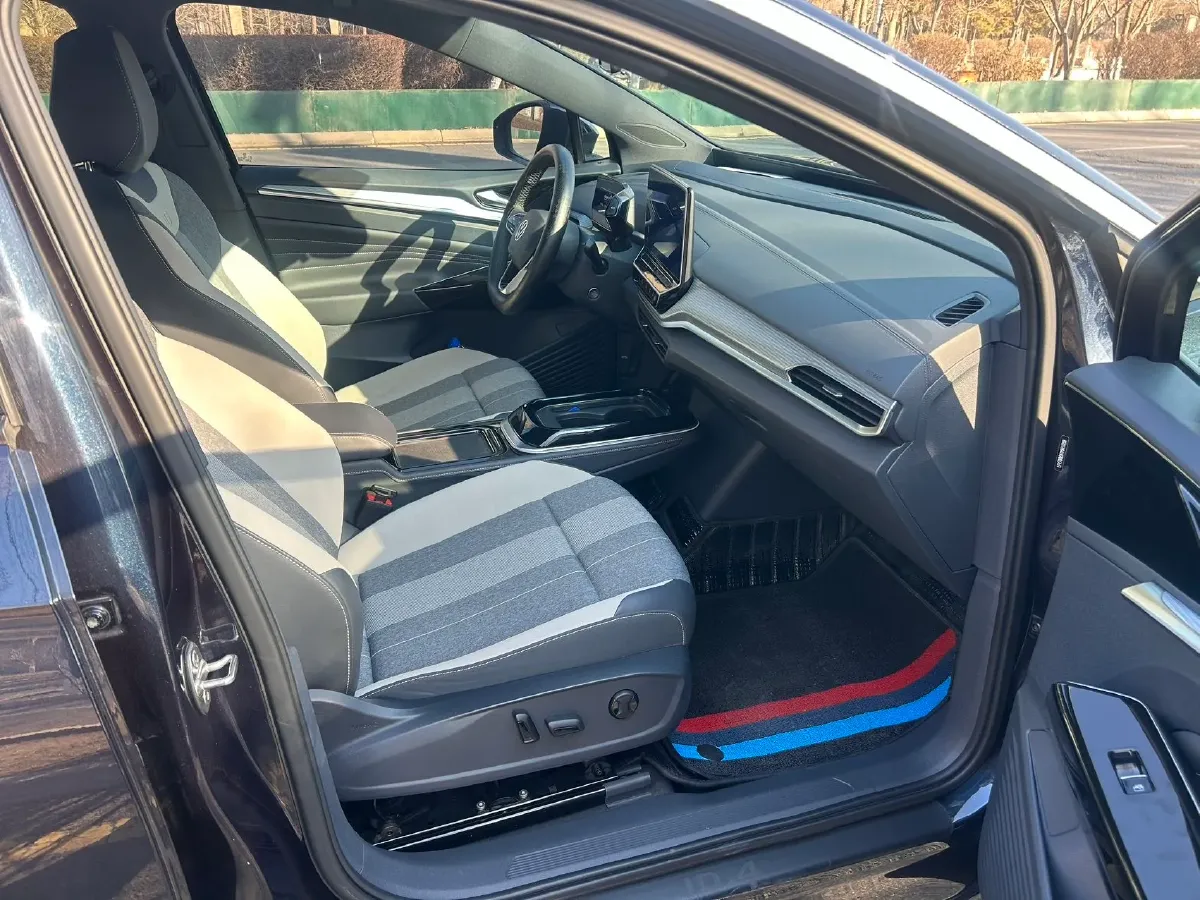 2024 Volkswagen ID.4 Crozz BEV 55.7KWH,autocango,china used car exporter,china ev exporter,chinese used car exporter,chinese used ev exporter