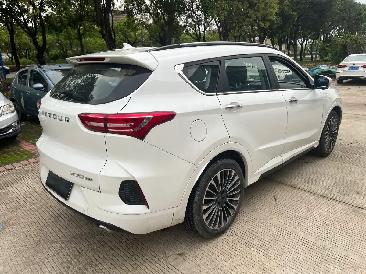 2020 Jetour X70 1.5T 156HP L4 6MT,autocango,china used car exporter,china ev exporter,chinese used car exporter,chinese used ev exporter