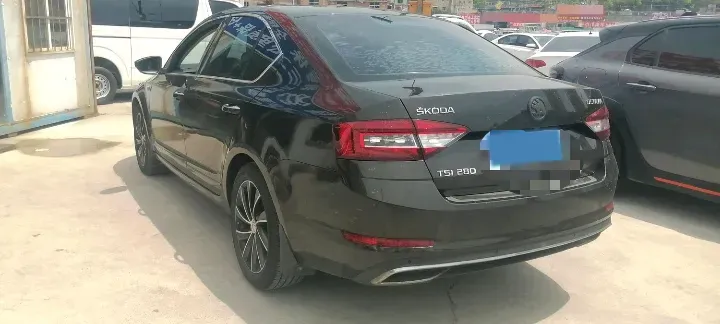 2018 Skoda Octavia 1.4T 150HP L4 7DCT,autocango,china used car exporter,china ev exporter,chinese used car exporter,chinese used ev exporter