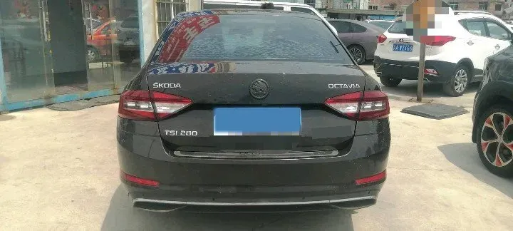 2018 Skoda Octavia 1.4T 150HP L4 7DCT,autocango,china used car exporter,china ev exporter,chinese used car exporter,chinese used ev exporter