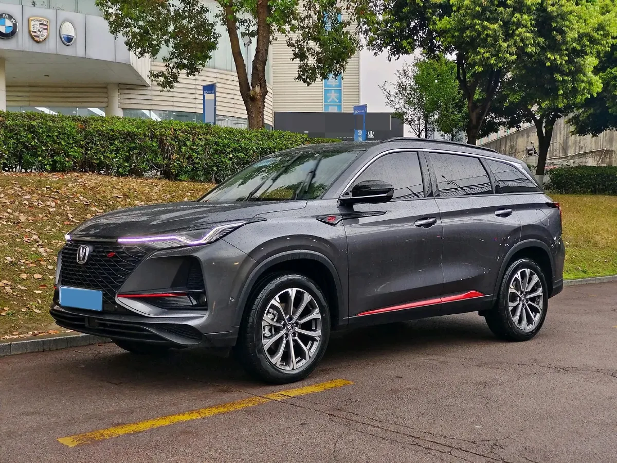 2020 ChangAn CS75 Plus 2.0T 233HP L4 8AT,autocango,china used car exporter,china ev exporter,chinese used car exporter,chinese used ev exporter