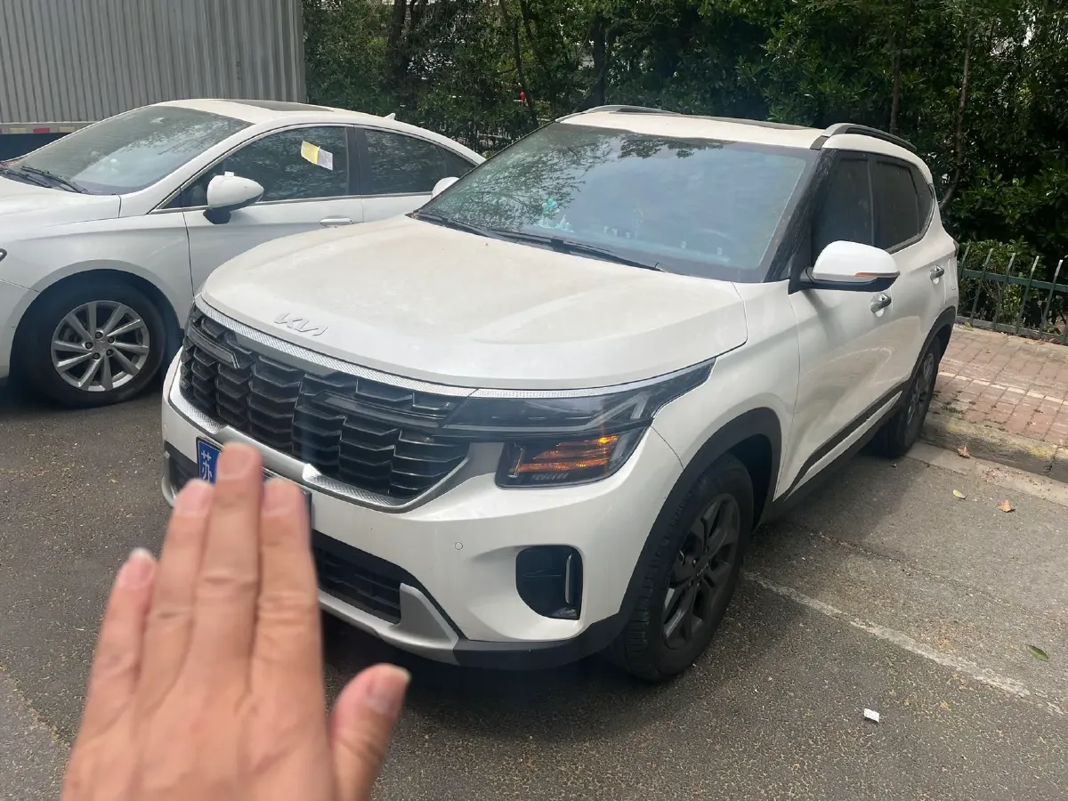 2023 Kia Seltos 1.5L 115HP L4 CVT,autocango,china used car exporter,china ev exporter,chinese used car exporter,chinese used ev exporter