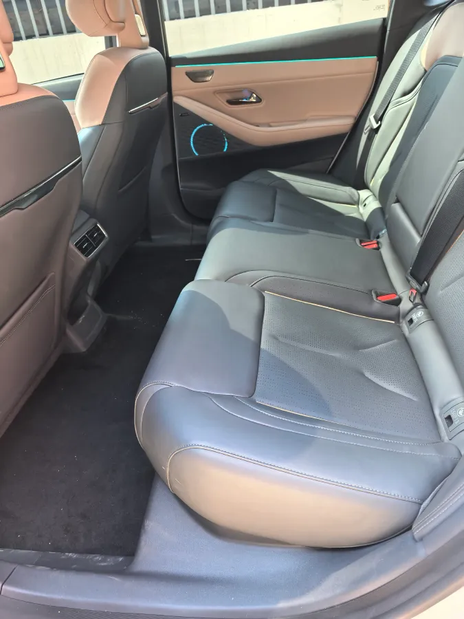 2022 Mazda 3 Axela 2.0L 158HP L4 6AT,autocango,china used car exporter,china ev exporter,chinese used car exporter,chinese used ev exporter