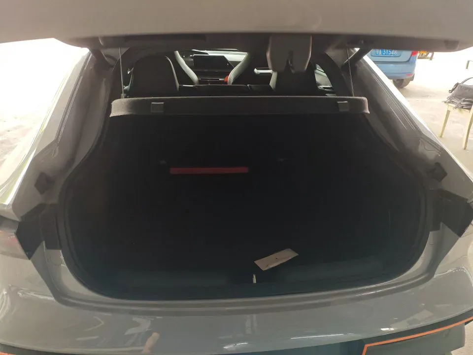 2022 ChangAn UNI-V 2.0T 233HP L4 8AT,autocango,china used car exporter,china ev exporter,chinese used car exporter,chinese used ev exporter