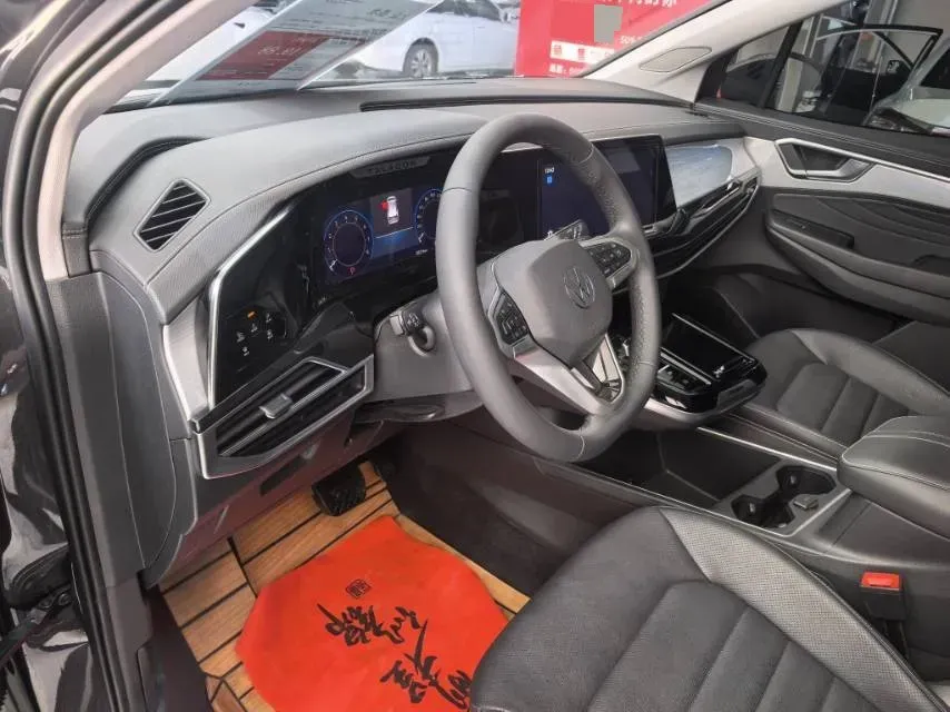 2022 Volkswagen Talagon 2.0T 220HP L4 7DCT,autocango,china used car exporter,china ev exporter,chinese used car exporter,chinese used ev exporter