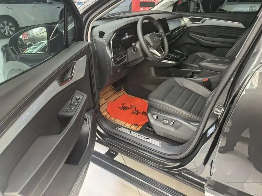 2022 Volkswagen Talagon 2.0T 220HP L4 7DCT,autocango,china used car exporter,china ev exporter,chinese used car exporter,chinese used ev exporter