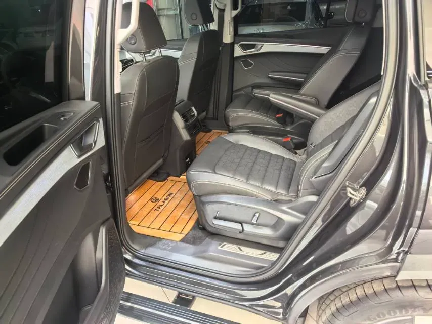 2022 Volkswagen Talagon 2.0T 220HP L4 7DCT,autocango,china used car exporter,china ev exporter,chinese used car exporter,chinese used ev exporter