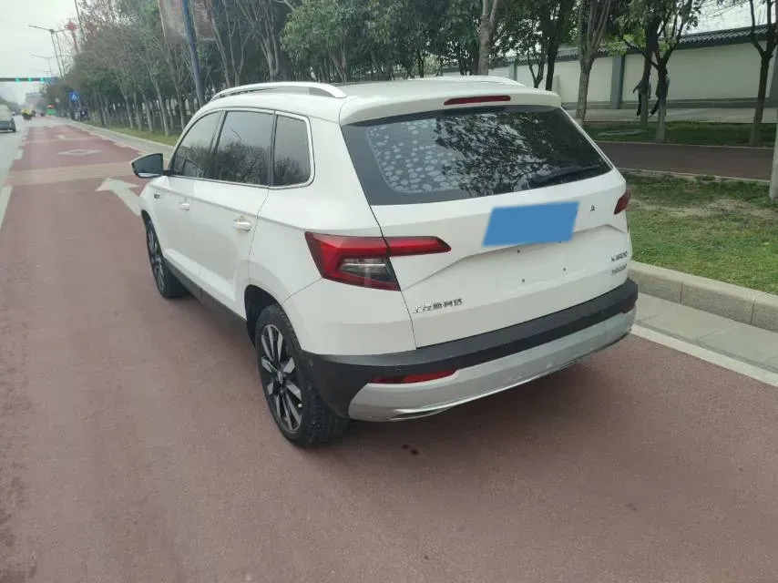 2019 Skoda Karoq 1.4T 150HP L4 7DCT,autocango,china used car exporter,china ev exporter,chinese used car exporter,chinese used ev exporter