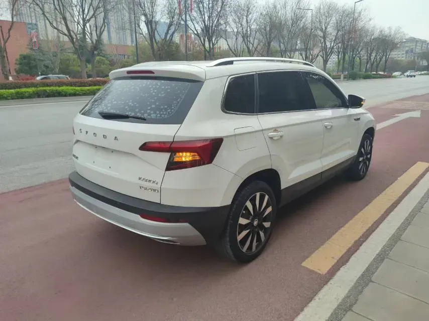 2019 Skoda Karoq 1.4T 150HP L4 7DCT,autocango,china used car exporter,china ev exporter,chinese used car exporter,chinese used ev exporter