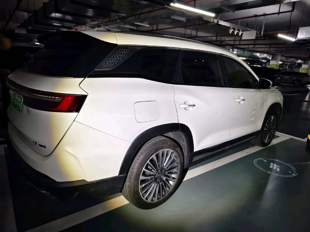 2023 Jetour Traveller 2.0T 254HP L4 7DCT,autocango,china used car exporter,china ev exporter,chinese used car exporter,chinese used ev exporter