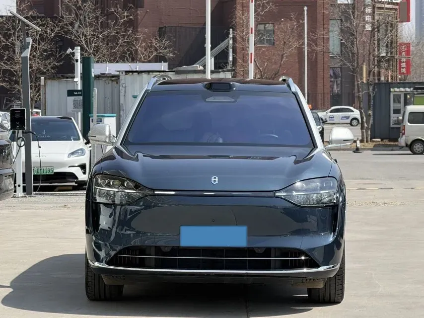 2024 AITO AITO M9 1.5T 152HP L4 REEV 42KWH,autocango,china used car exporter,china ev exporter,chinese used car exporter,chinese used ev exporter