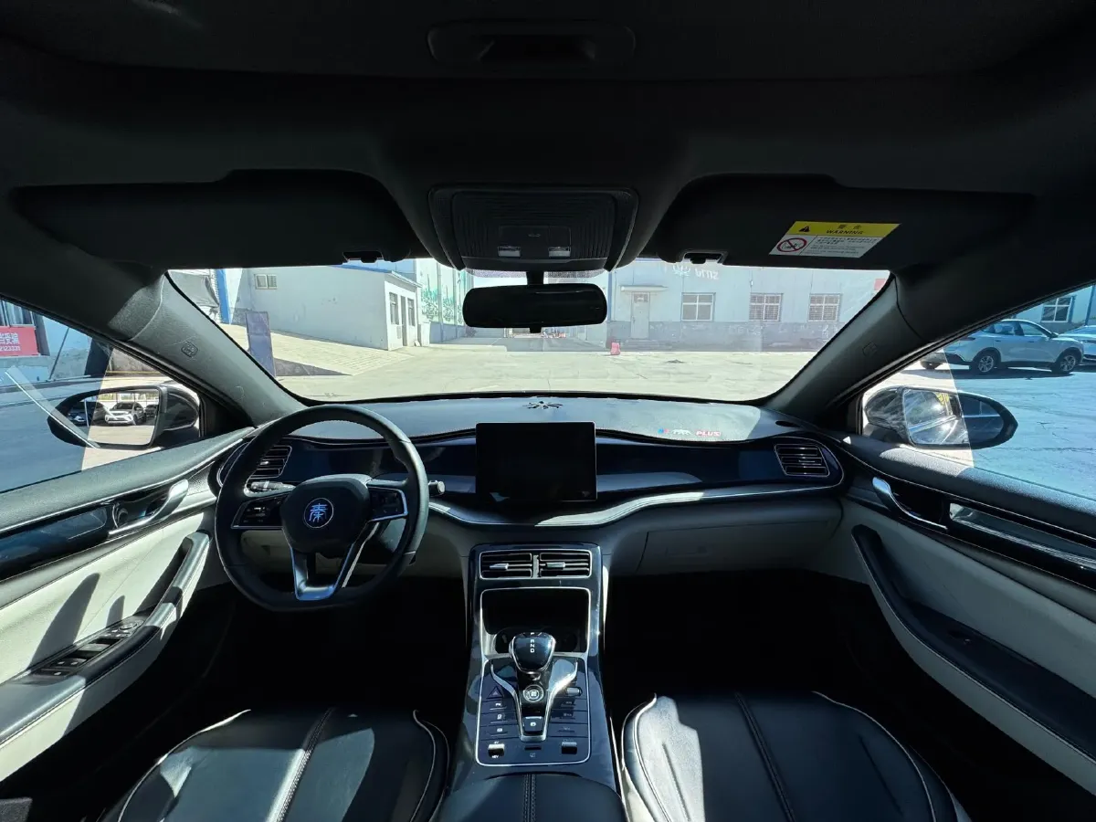 2021 Haval F7 1.5T 169HP L4 7DCT,autocango,china used car exporter,china ev exporter,chinese used car exporter,chinese used ev exporter