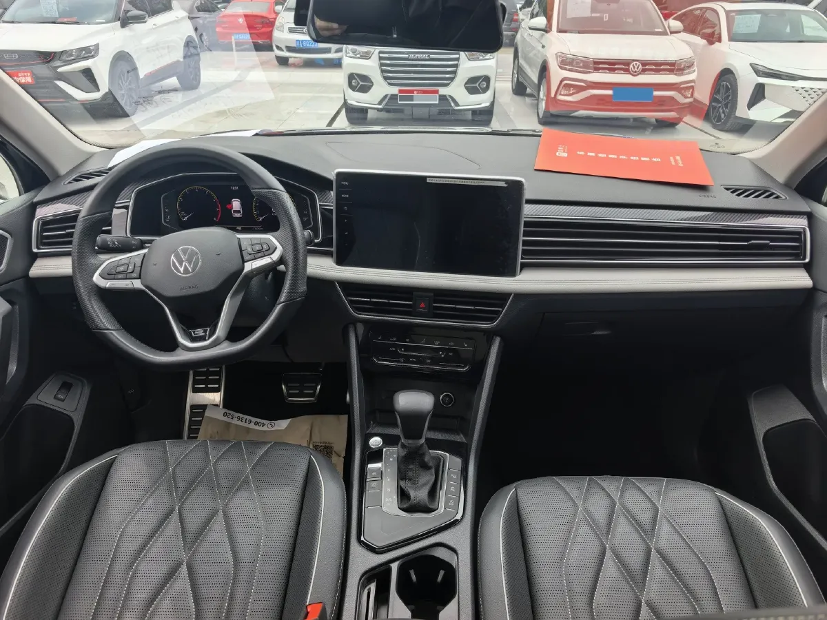 2024 Volkswagen Tiguan L 2.0T 186HP L4 7DCT,autocango,china used car exporter,china ev exporter,chinese used car exporter,chinese used ev exporter