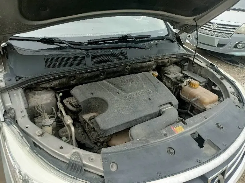 2019 BaoJun 730 1.5L 112HP L4 6MT,autocango,china used car exporter,china ev exporter,chinese used car exporter,chinese used ev exporter