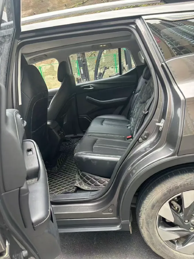 2021 GAC Trumpchi GS4 1.5T 169HP L4 6AT,autocango,china used car exporter,china ev exporter,chinese used car exporter,chinese used ev exporter