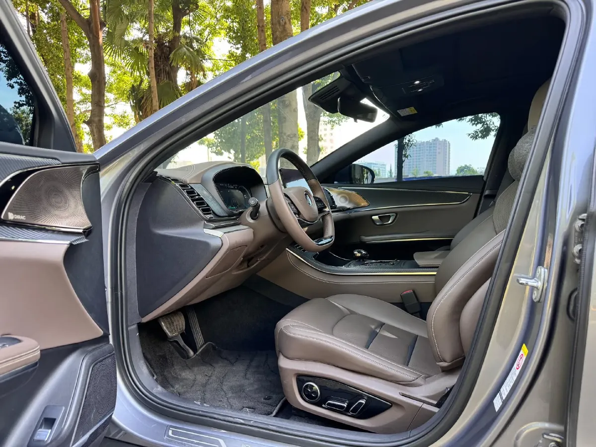 2020 WEY VV7 2.0T 227HP L4 7DCT PHEV,autocango,china used car exporter,china ev exporter,chinese used car exporter,chinese used ev exporter