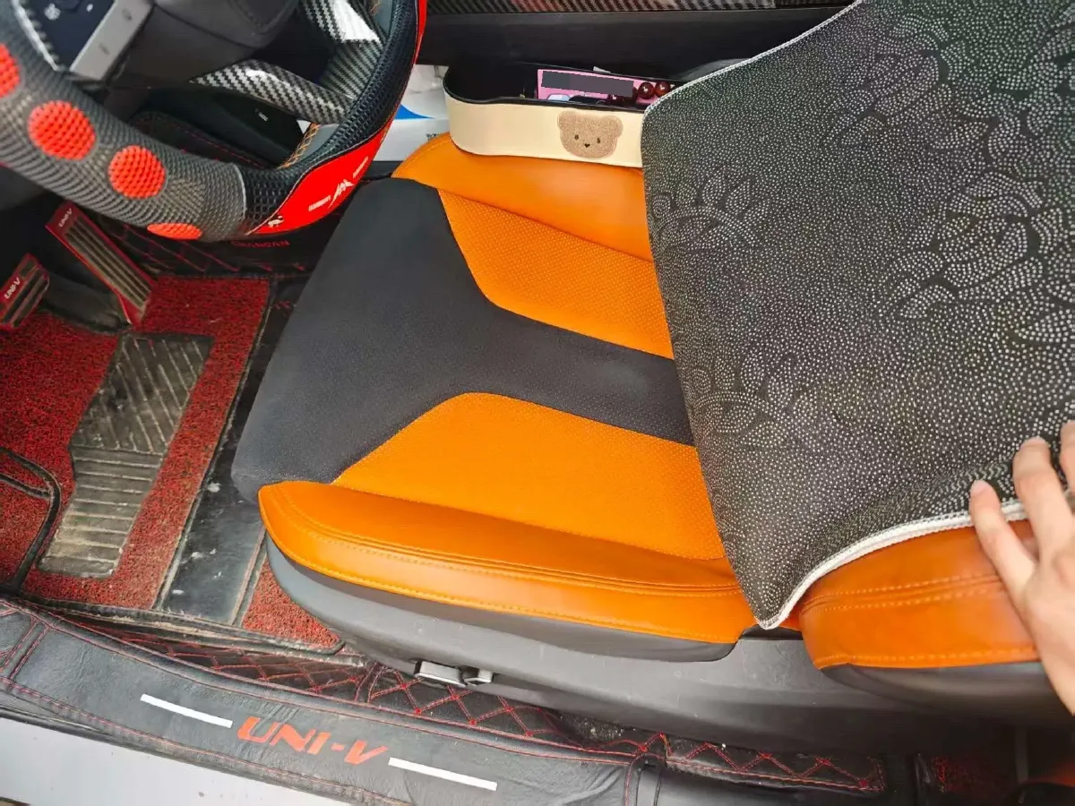 2023 ChangAn UNI-V 1.5T 188HP L4 7DCT,autocango,china used car exporter,china ev exporter,chinese used car exporter,chinese used ev exporter