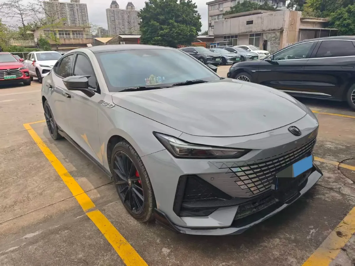 2023 ChangAn UNI-V 1.5T 188HP L4 7DCT,autocango,china used car exporter,china ev exporter,chinese used car exporter,chinese used ev exporter