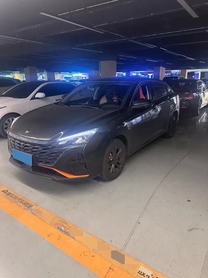 2023 DongFeng Aeolus YiXuan 1.5L 125HP L4 6DCT,autocango,china used car exporter,china ev exporter,chinese used car exporter,chinese used ev exporter