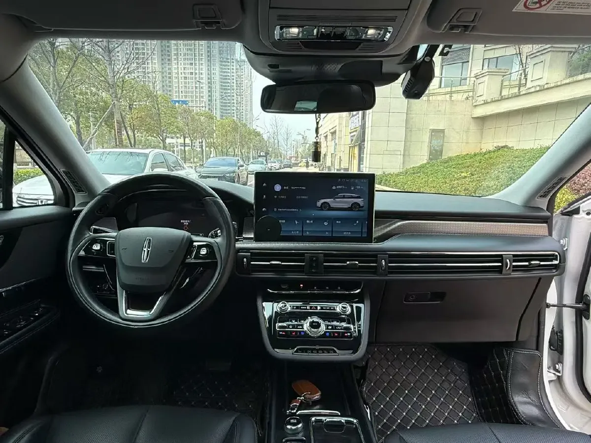 2021 Lincoln Corsair 2.0T 245HP L4 8AT,autocango,china used car exporter,china ev exporter,chinese used car exporter,chinese used ev exporter