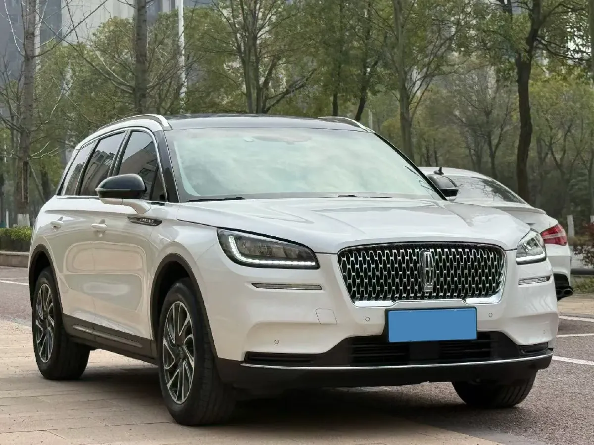 2021 Lincoln Corsair 2.0T 245HP L4 8AT,autocango,china used car exporter,china ev exporter,chinese used car exporter,chinese used ev exporter