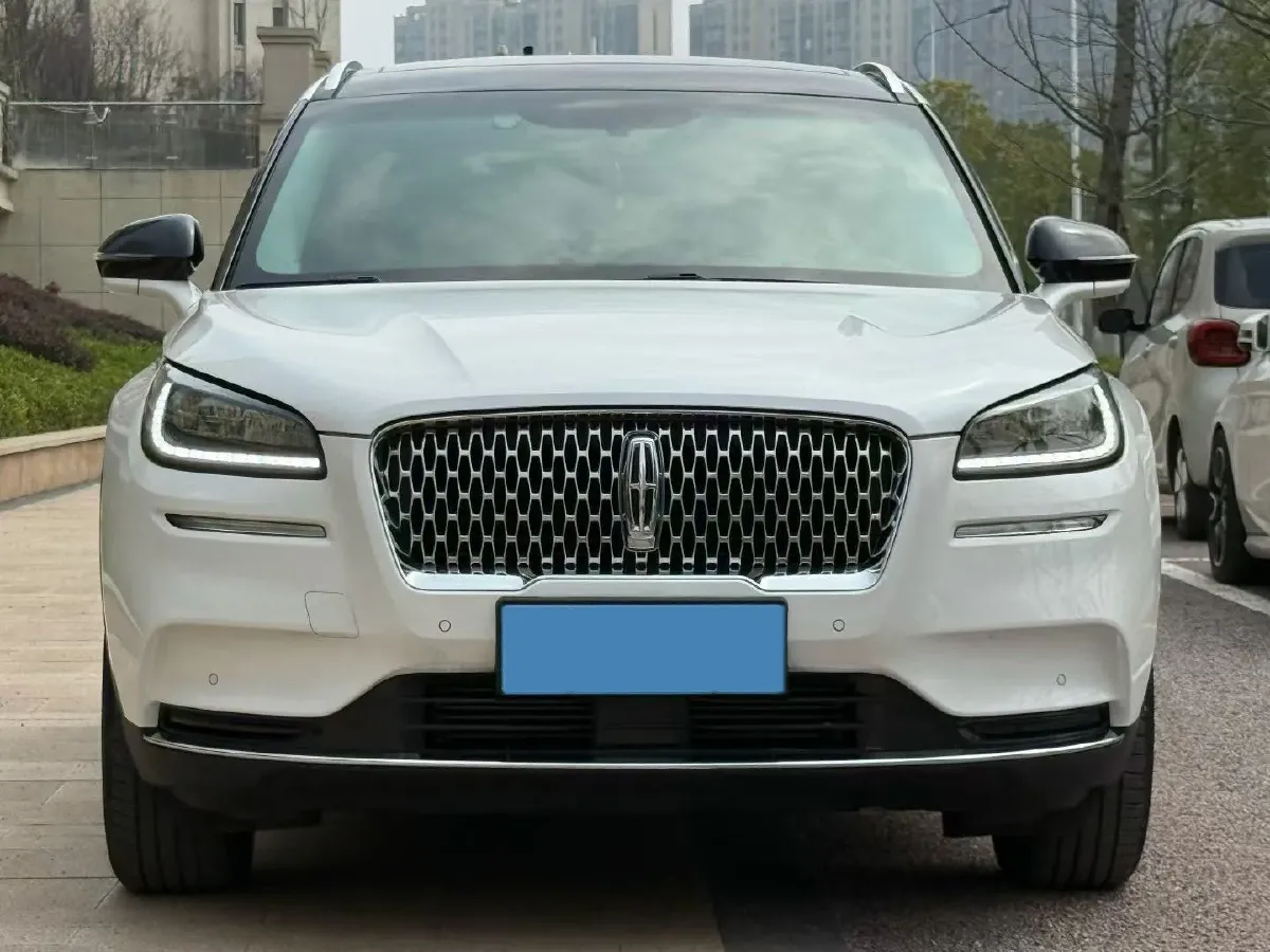 2021 Lincoln Corsair 2.0T 245HP L4 8AT,autocango,china used car exporter,china ev exporter,chinese used car exporter,chinese used ev exporter