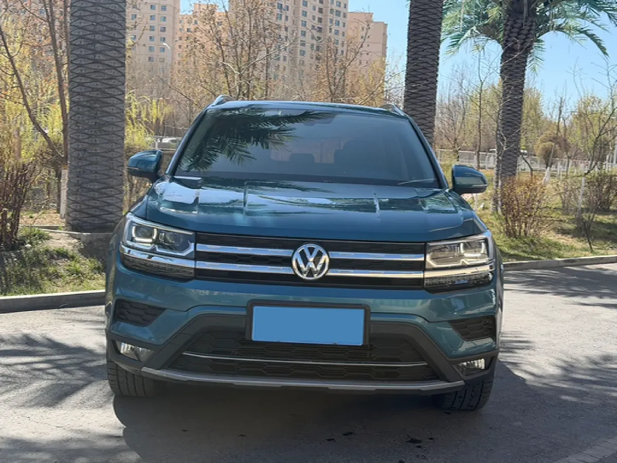 2020 Volkswagen Tharu 2.0T 186HP L4 7DCT,autocango,china used car exporter,china ev exporter,chinese used car exporter,chinese used ev exporter
