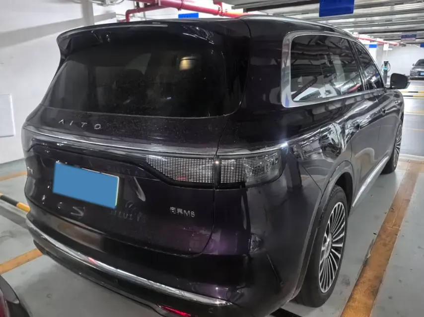 2025 AITO AITO M8 REEV 160HP REEV 53.4KWH,autocango,china used car exporter,china ev exporter,chinese used car exporter,chinese used ev exporter