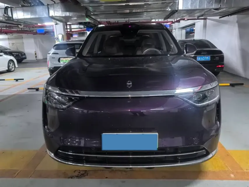 2025 AITO AITO M8 REEV 160HP REEV 53.4KWH,autocango,china used car exporter,china ev exporter,chinese used car exporter,chinese used ev exporter