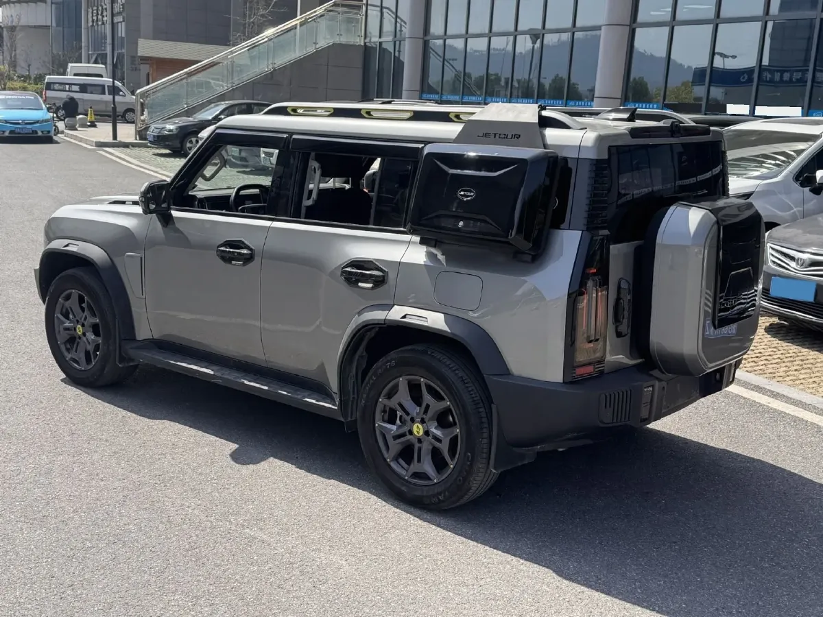 2024 Jetour ShanHai TravellerC-DM 1.5T 156HP L4 3DHT PHEV 26.7KWH,autocango,china used car exporter,china ev exporter,chinese used car exporter,chinese used ev exporter