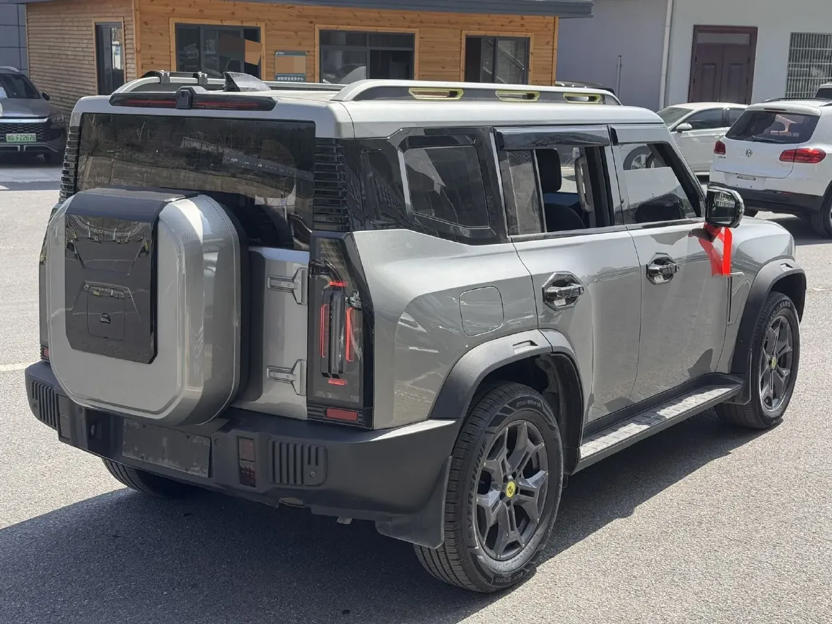 2024 Jetour ShanHai TravellerC-DM 1.5T 156HP L4 3DHT PHEV 26.7KWH,autocango,china used car exporter,china ev exporter,chinese used car exporter,chinese used ev exporter