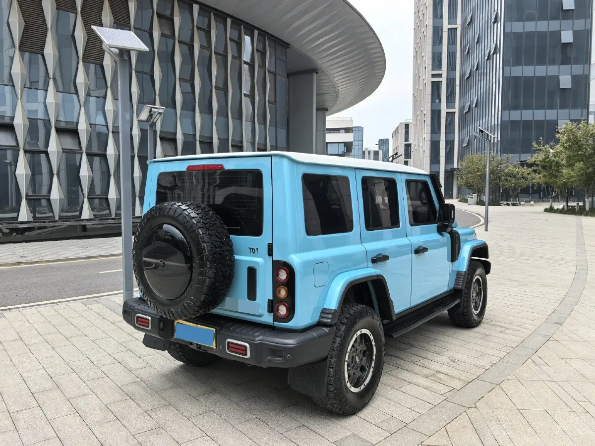 2025 212 212 T01 2.0T 252HP L4 8AT,autocango,china used car exporter,china ev exporter,chinese used car exporter,chinese used ev exporter