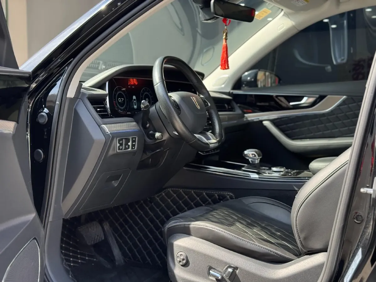 2022 HongQi HS5 2.0T 224HP L4 6AT,autocango,china used car exporter,china ev exporter,chinese used car exporter,chinese used ev exporter