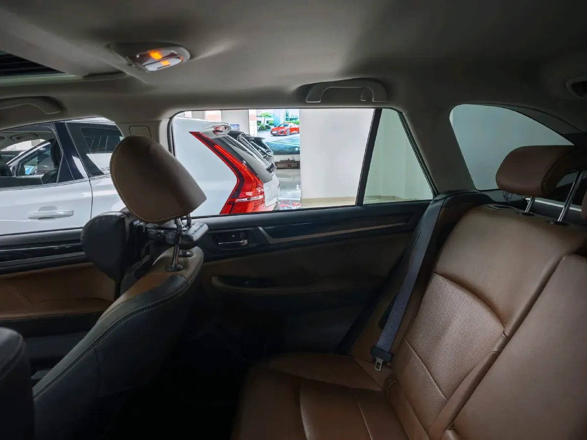 2020 Subaru Outback 2.5L 171HP H4 CVT,autocango,china used car exporter,china ev exporter,chinese used car exporter,chinese used ev exporter