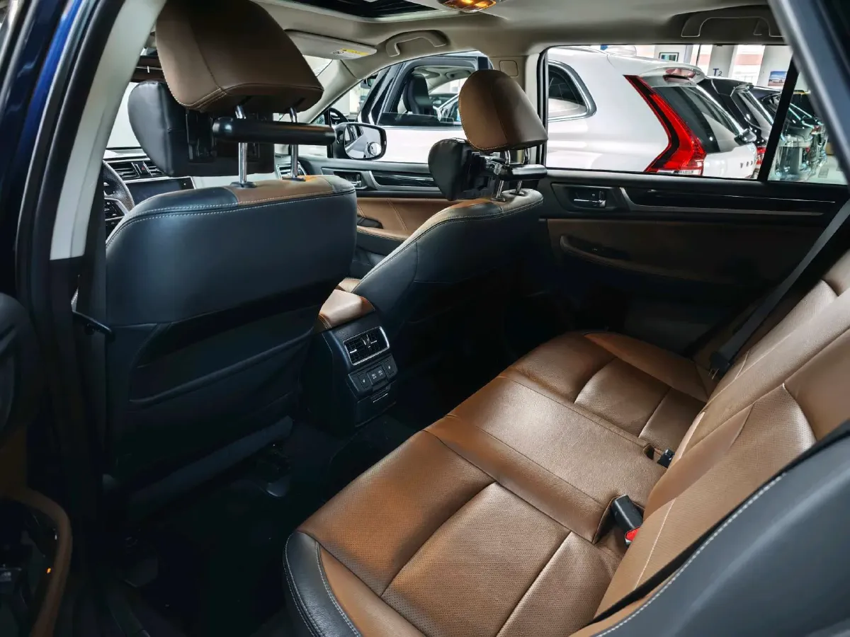 2020 Subaru Outback 2.5L 171HP H4 CVT,autocango,china used car exporter,china ev exporter,chinese used car exporter,chinese used ev exporter