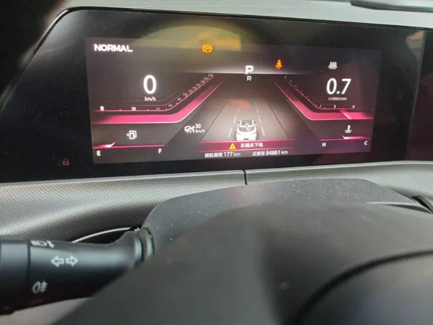 2020 ChangAn UNI-T 1.5T 180HP L4 7DCT,autocango,china used car exporter,china ev exporter,chinese used car exporter,chinese used ev exporter