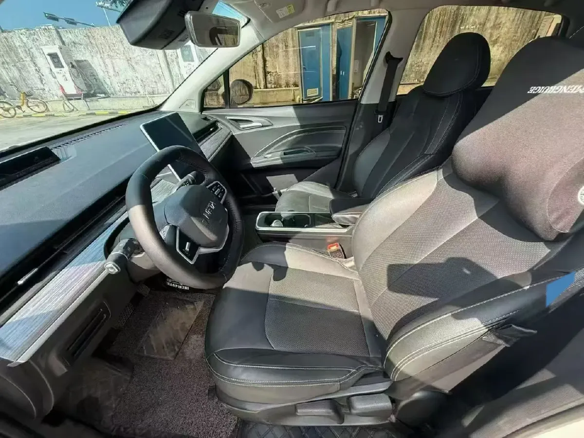 2022 ChangAn Oshan X7 Plus 1.5T 188HP L4 7DCT,autocango,china used car exporter,china ev exporter,chinese used car exporter,chinese used ev exporter