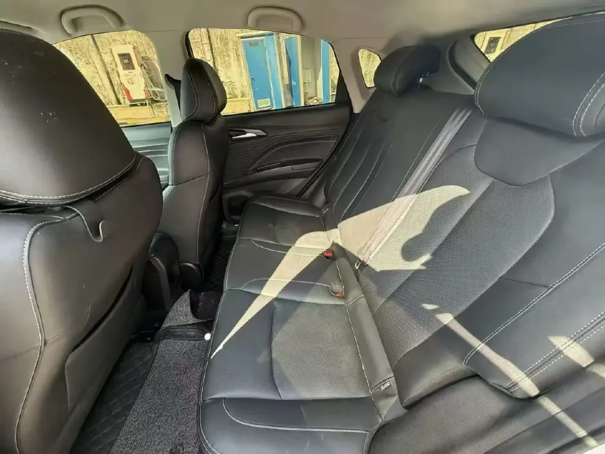 2022 ChangAn Oshan X7 Plus 1.5T 188HP L4 7DCT,autocango,china used car exporter,china ev exporter,chinese used car exporter,chinese used ev exporter