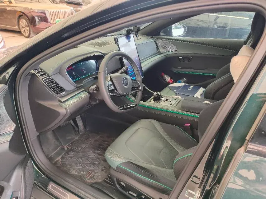 2022 Toyota Highlander 2.5L 192HP L4 E-CVT Hybrid,autocango,china used car exporter,china ev exporter,chinese used car exporter,chinese used ev exporter