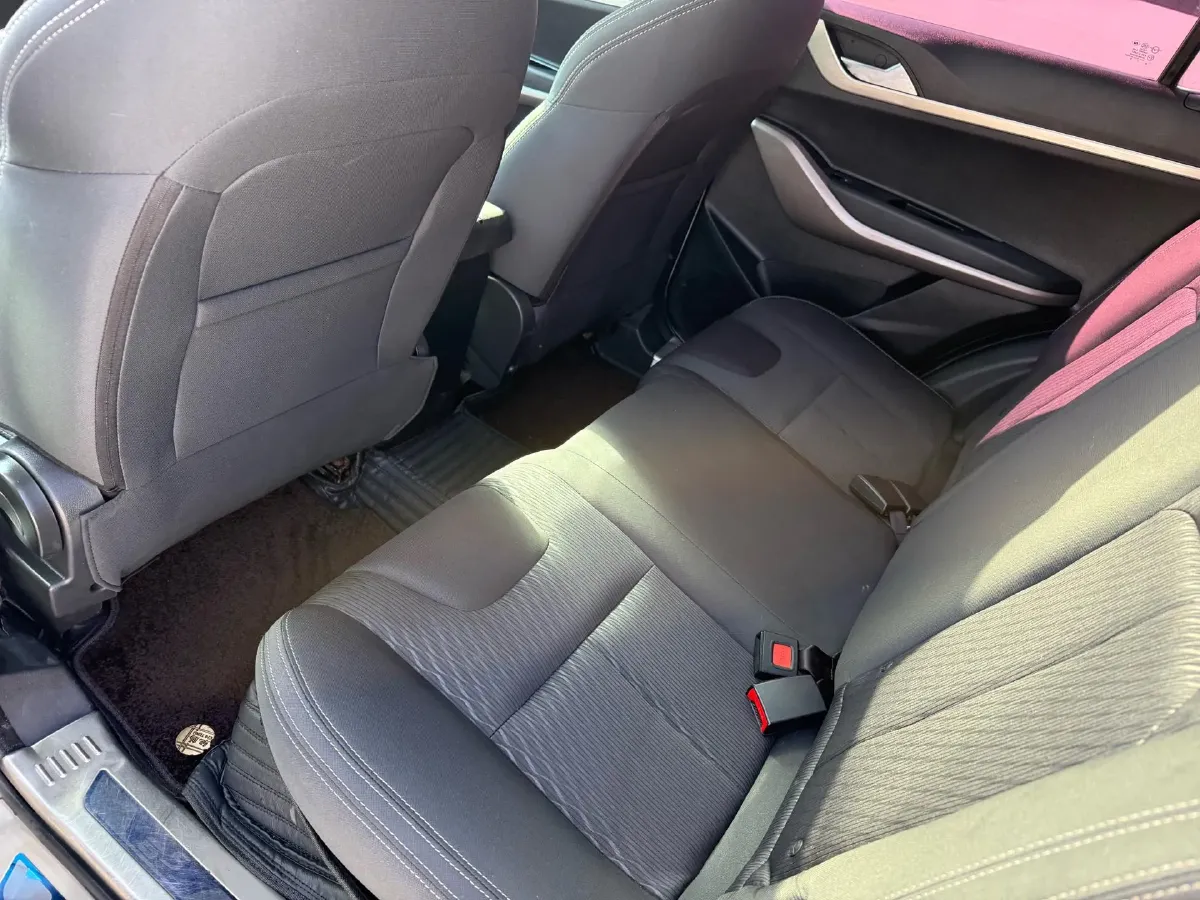 2018 HaiMa S5 Young Edition 1.6L 122HP L4 CVT,autocango,china used car exporter,china ev exporter,chinese used car exporter,chinese used ev exporter