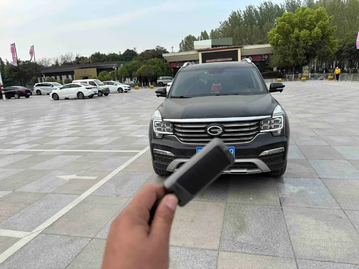 2017 GAC Trumpchi GS8 2.0T 201HP L4 6AT,autocango,china used car exporter,china ev exporter,chinese used car exporter,chinese used ev exporter