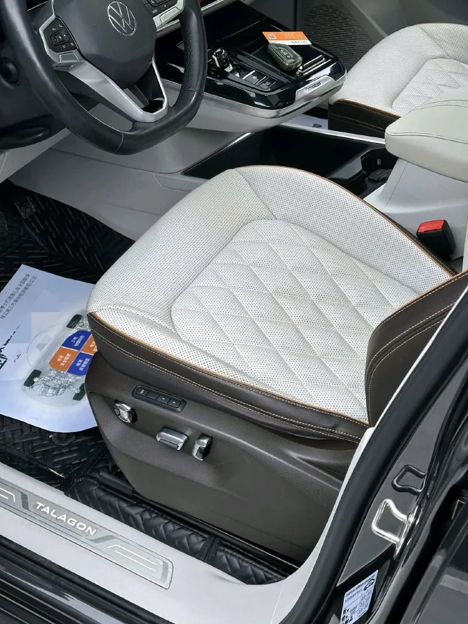 2021 Volkswagen Talagon 2.0T 220HP L4 7DCT,autocango,china used car exporter,china ev exporter,chinese used car exporter,chinese used ev exporter