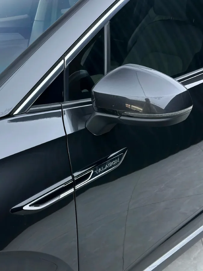 2021 Volkswagen Talagon 2.0T 220HP L4 7DCT,autocango,china used car exporter,china ev exporter,chinese used car exporter,chinese used ev exporter